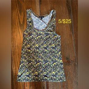 Banana Republic Tank size small